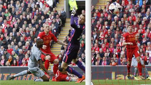 Bunuh Diri Skrtel Bikin Liverpool Tertinggal<!--idunk-->Babak I