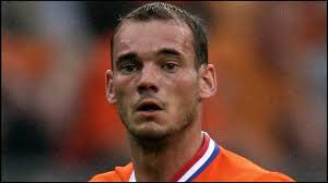 Sneijder Tak Sabar Jajal Formasi Anyar Belanda