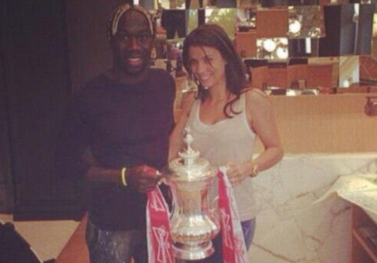 Juara Piala FA, Penggawa Arsenal Berpesta Semalam Suntuk Bareng WAGs