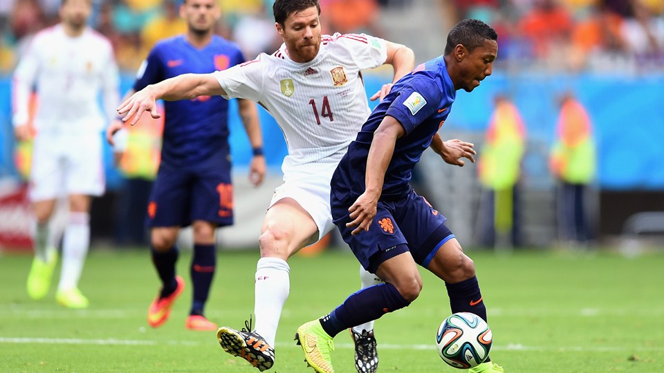 Seru, Spanyol dan Belanda Sama Kuat<!--idunk-->Babak I