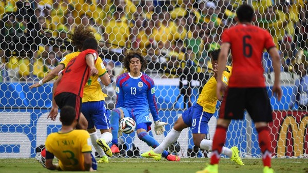 Ochoa Gemilang, Mexico Tahan Brasil di Fortaleza<!--idunk-->Grup A