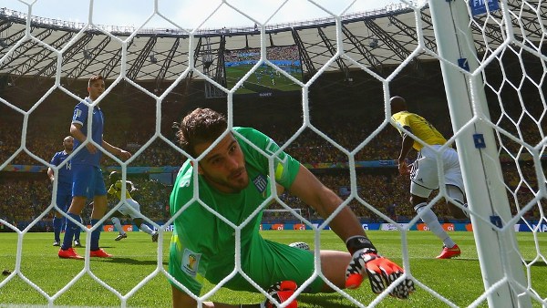 Gol Pablo Armero Bawa Kolombia Unggul Tipis Atas Yunani<!--idunk-->Babak I