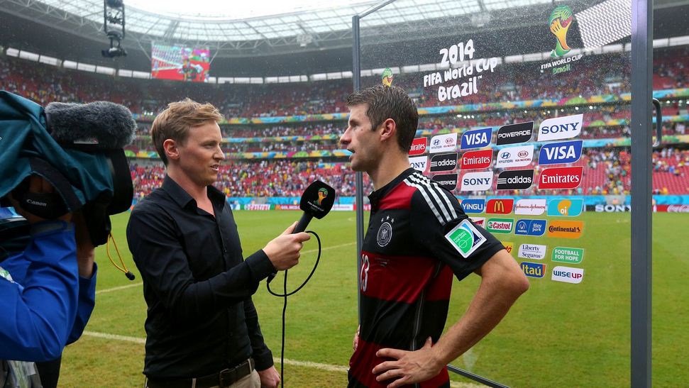 Jerman Menang Tipis, Mueller Puas