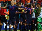 Belanda Telanjangi Juara Bertahan Spanyol