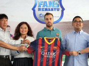Tim Pelatih Barcelona Latih Persib U-21