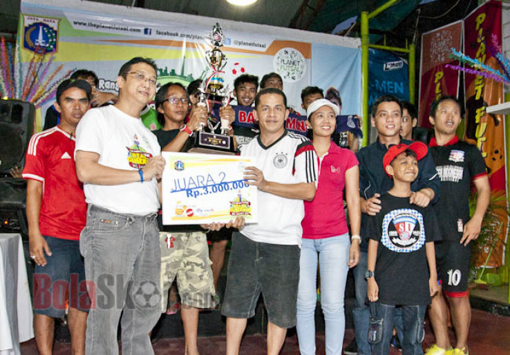 Strassenjungen Indonesien Raih Runner-up Piala Bergilir Gubernur 2014