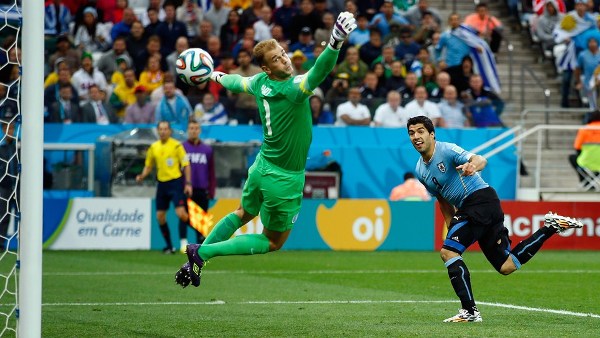 Gol Luis Suarez, Uruguay Ungguli Inggris<!--idunk-->Babak I