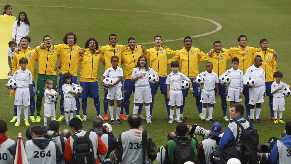 Bermain Lambat Dan Monoton, Brasil Kesulitan<!--idunk-->Babak I