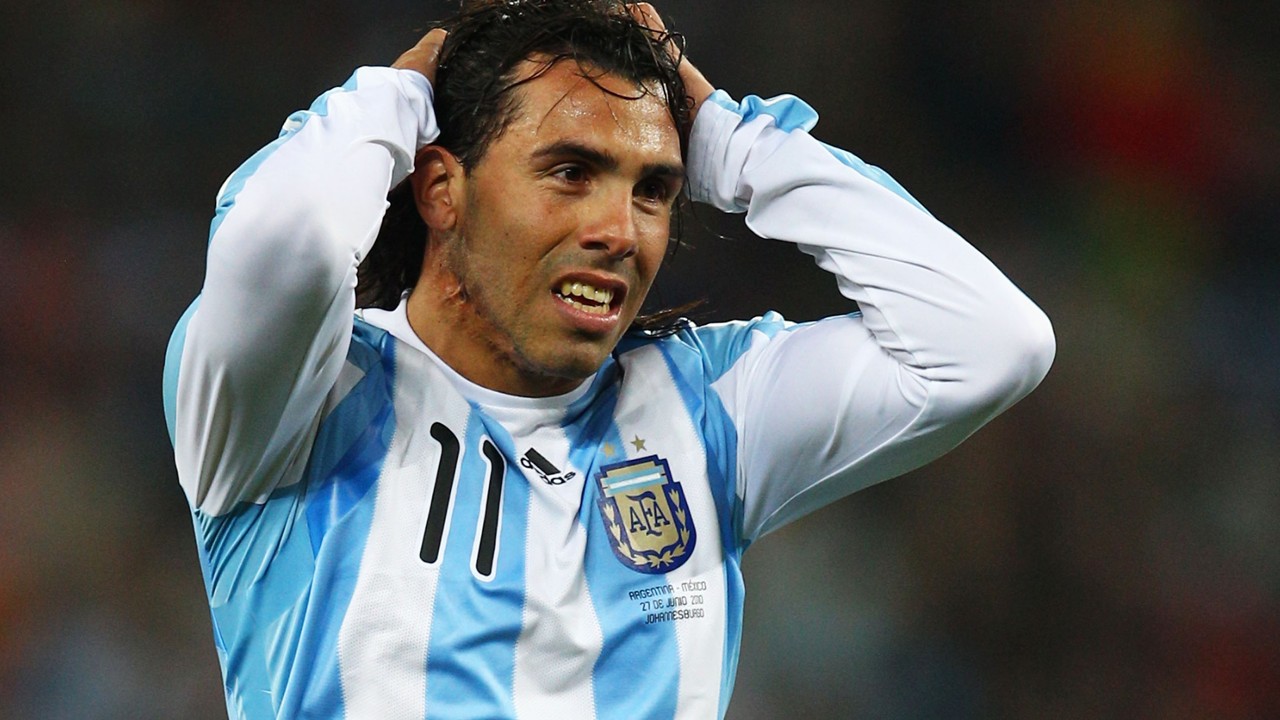 Tevez Tak Kuasa Tonton Argentina di Brasil