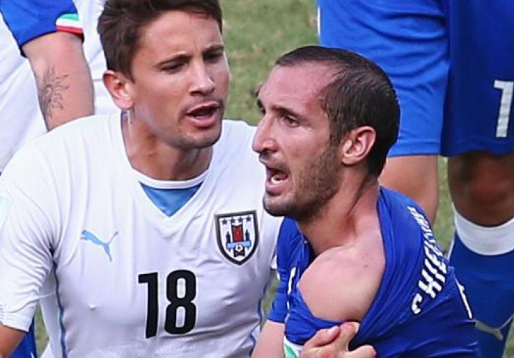 Chiellini Nilai Hukuman Suarez Berlebihan