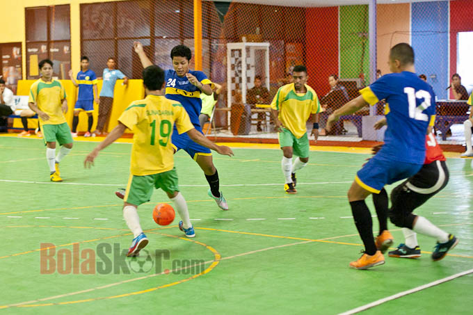 Perbanas A Hajar IISIP, UNJ Bungkam Gundar B<!--idunk-->Bolaskor Kampus Futsal Challenge 2014