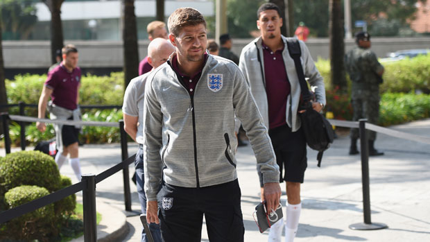 Gerrard Optimistis Inggris Bungkam Uruguay