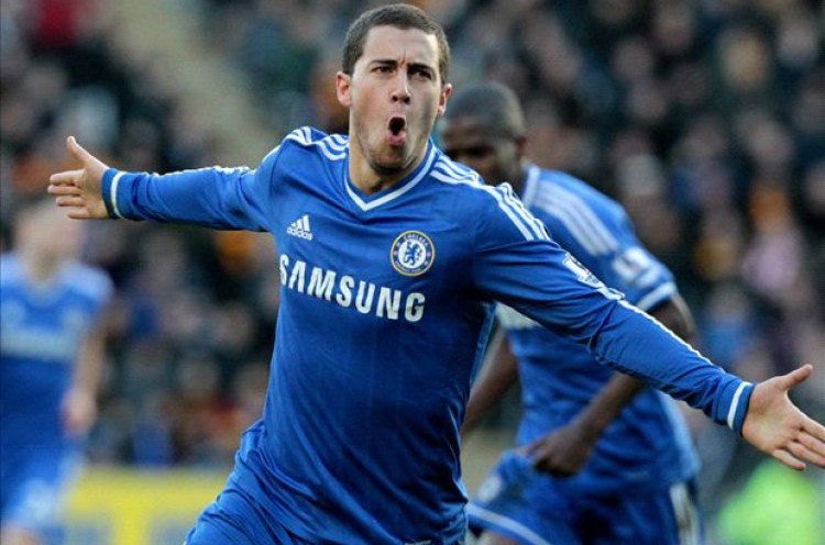 Diberi Nomor 10, Hazard Bertahan di Chelsea