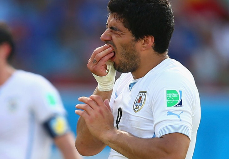  Uruguay Resmi Banding Hukuman Suarez