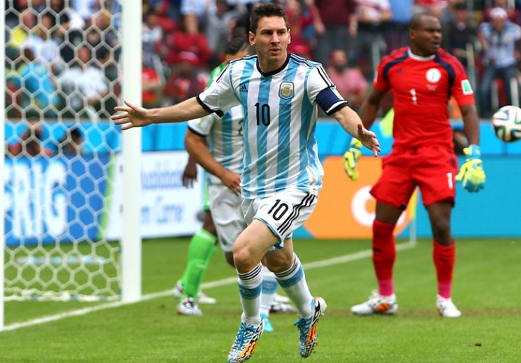 Dua Gol Messi Sementara Bawa Argentina Ungguli Nigeria <!--idunk-->Babak I
