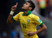 Neymar Girang Cetak Gol Aneh