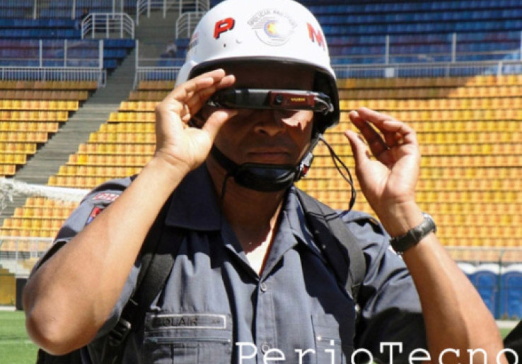 Kepolisian Brasil Dilengkapi Kaca Mata 'Robocop' Canggih <!--idunk--> Piala Dunia 2014