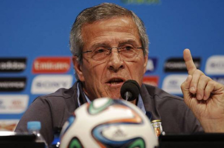 Protes Hukuman Suarez, Tabarez Siap Tanggalkan Jabatan FIFA