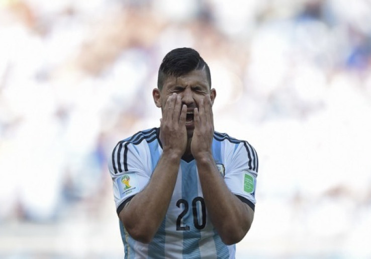 Aguero Pesimis Argentina Bakal Juara Dunia