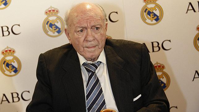 Legenda Real Madrid Alfredo Di Stefano Meninggal Dunia