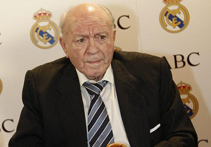 Legenda Real Madrid Alfredo Di Stefano Meninggal Dunia
