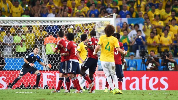 Dua Gol Bek Tengah, Brasil Hentikan Langkah Kolombia<!--idunk-->Perempat Final Piala Dunia 2014