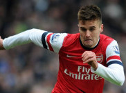 Arsenal Pinjamkan Carl Jenkinson ke WHU
