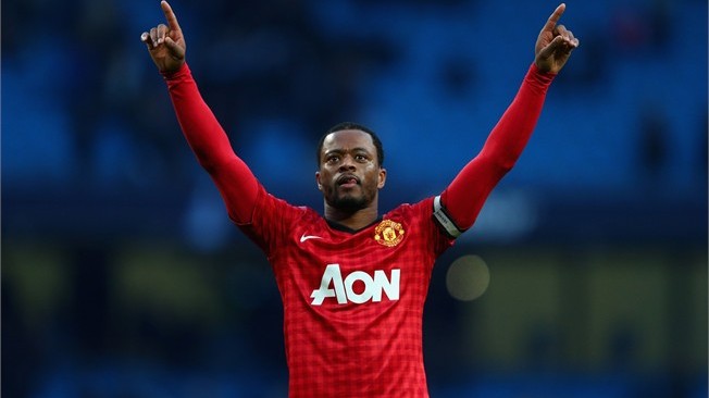 Patrice Evra Resmi Gabung Juventus