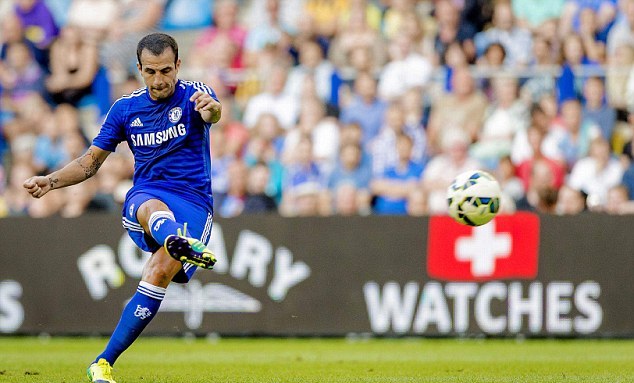 Fabregas Cetak Gol Perdana Buat Chelsea