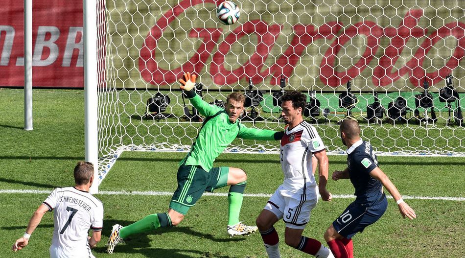 Deschamps Sanjung Performa Manuel Neuer