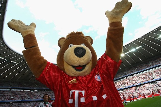 VIDEO: Lucunya Maskot Bayern Saat Pilih Jerman Juara Dunia