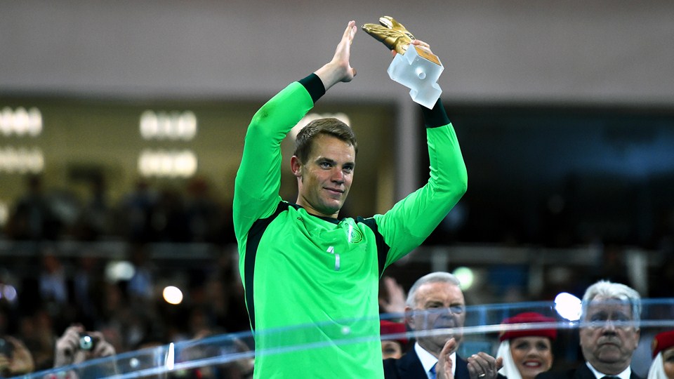 Tampil Luar Biasa, Manuel Neuer Jadi Pesepakbola Terbaik Jerman 2014