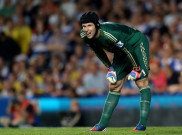 Agen: Chelsea Tetap Pertahankan Petr Cech Sebagai Kiper