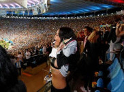 Jerman Juara Dunia, Rihanna Pamer Bra
