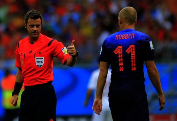 Nicola Rizzoli Wasit Partai Final Piala Dunia 2014