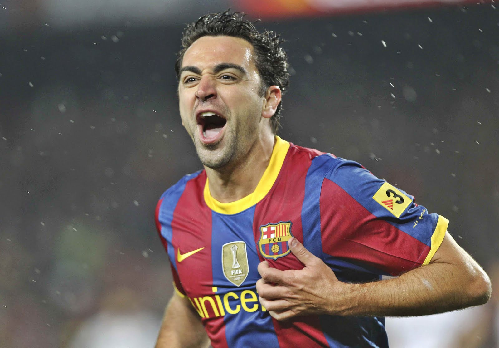 Zubizaretta Tegaskan Xavi Bertahan di Barcelona