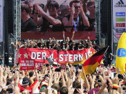 Ribuan Fans Jerman Tumpah Ruah Sambut Sang Juara
