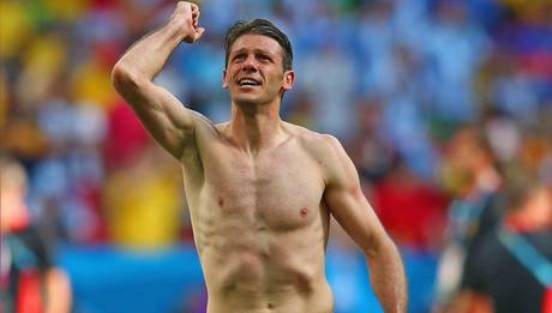Martin Demichelis Siap Main Kasar Untuk Matikan Robben