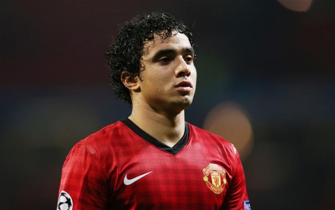 Van Gaal Pulangkan Rafael ke Old Trafford