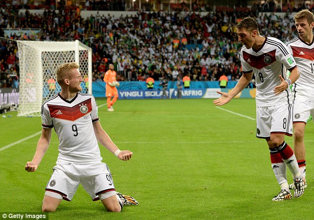 Schurrle Siap Beberkan Kelemahan 4 Penggawa Brasil Asal Chelsea