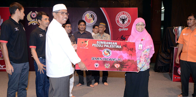 Semen Padang Peduli Palestina