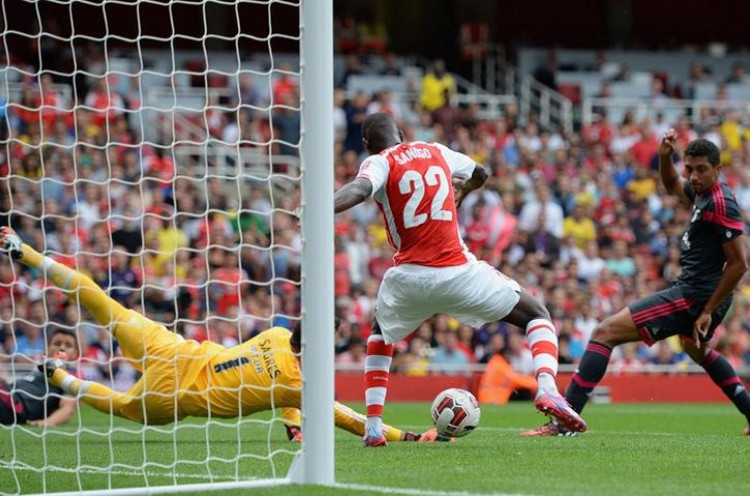 Yaya Sanogo 4 Gol, Arsenal Gilas Benfica<!--idunk-->Emirates Cup 2014