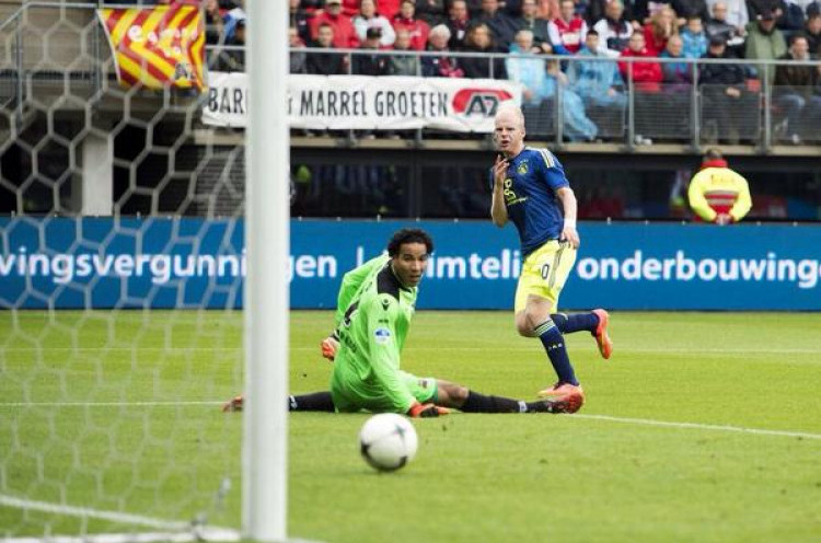 Seru, Ajax Ringkus AZ Alkmaar <!--idunk-->Eredivisie