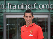 Di Maria Datang, Van Gaal Ubah Formasi?