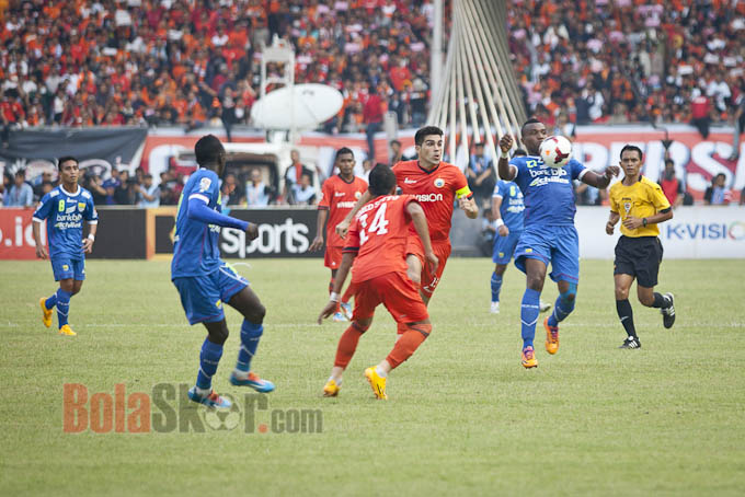 HIGHLIGHT: Laga Klasik Persija Vs Persib Berakhir Imbang