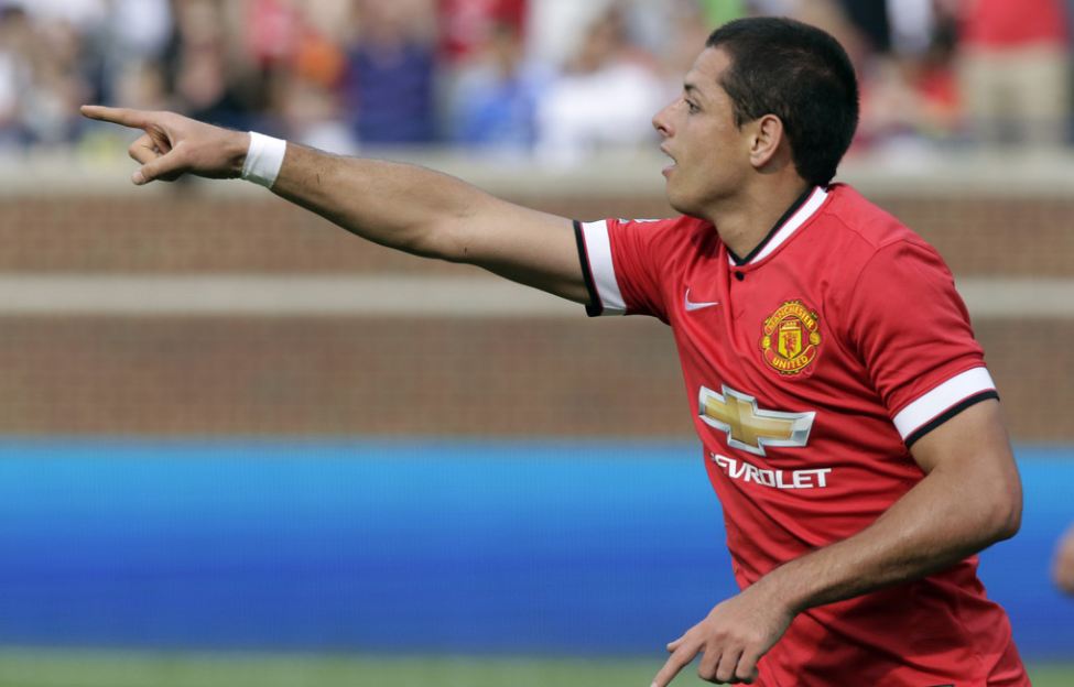 Agen: Chicharito Santai Akan Masa Depannya