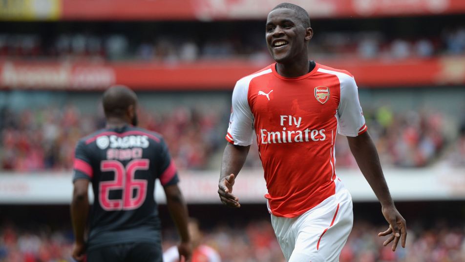 Wenger Bakal Pertahankan Joel Campbell