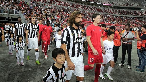 HIGHLIGHT: Juventus Bantai Singapore Selection 5-0