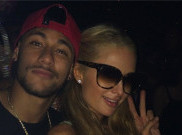 Neymar Pamer Kemesraan dengan Paris Hilton