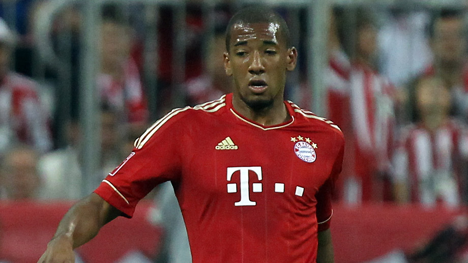 Guardiola Tolak Tanggapi Rumor Kepergian Boateng ke Barcelona